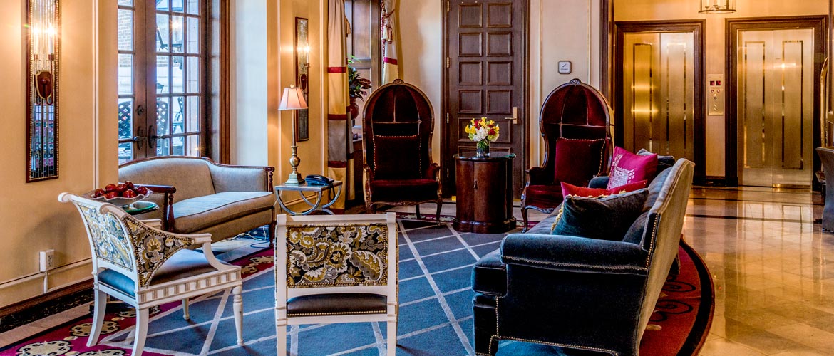 Raphael Hotel Lobby