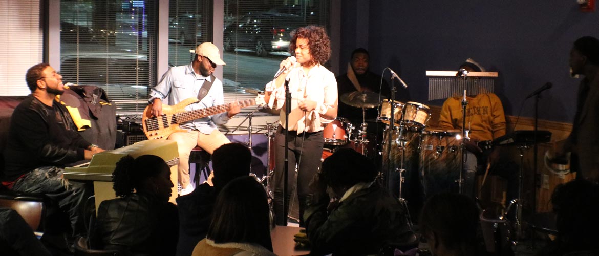 Blue Room Jazz Music